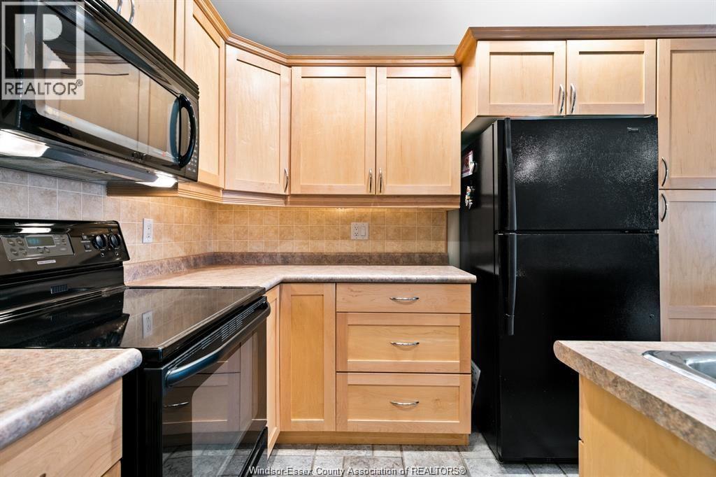 6085 Natalie COURT - 7