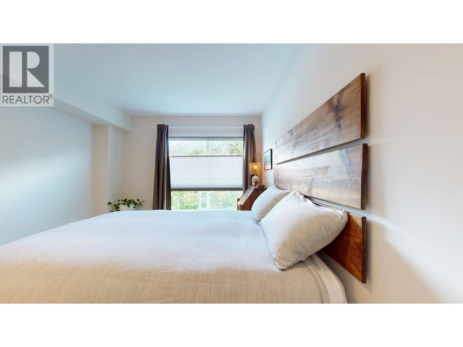 213 1212 MAIN STREET, Squamish