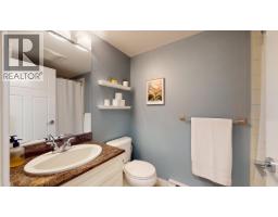 213 1212 Main Street, Squamish, BC V8B0S1 Photo 38