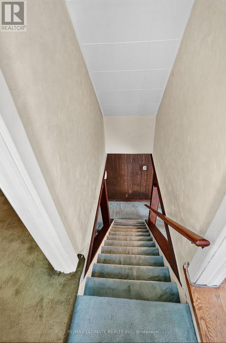 12 ELDON AVENUE - 27