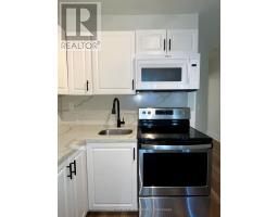 86 Carlaw Avenue, Toronto, ON M4M2R7 Photo 10