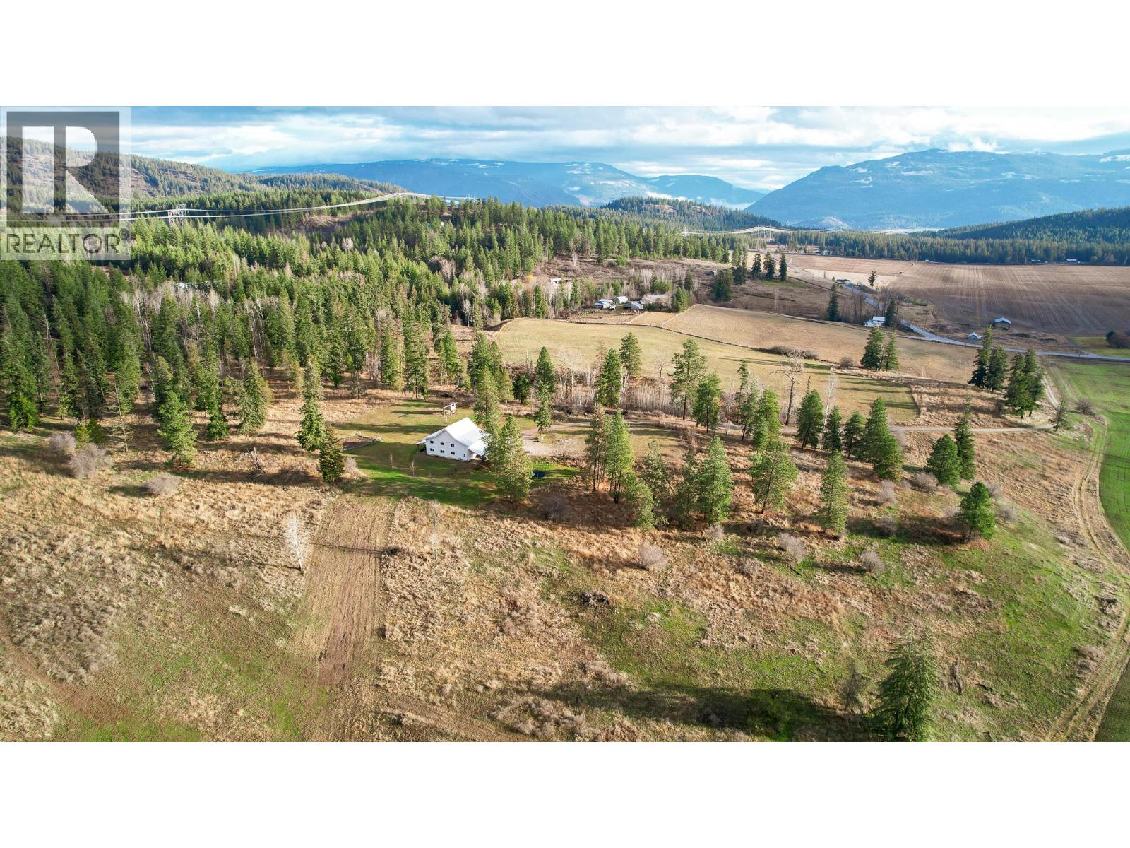 3922 Hullcar Road - 3