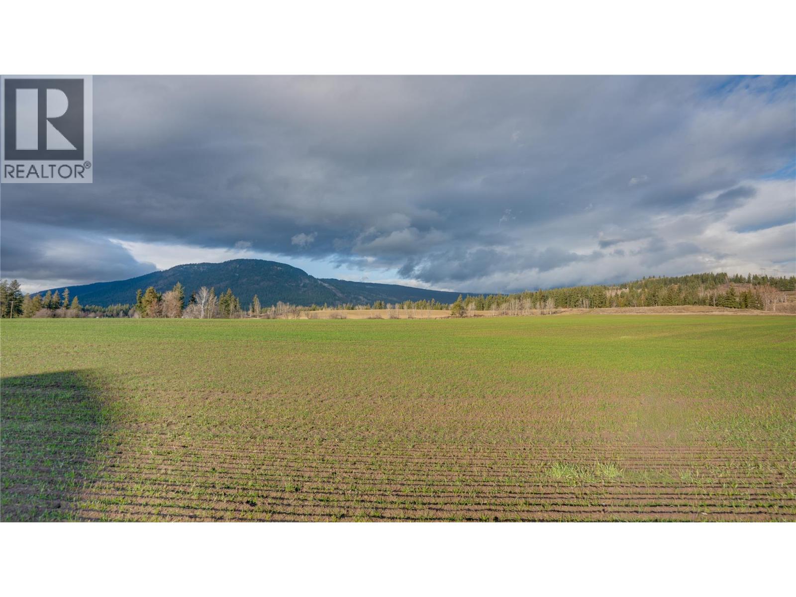 3922 Hullcar Road - 42