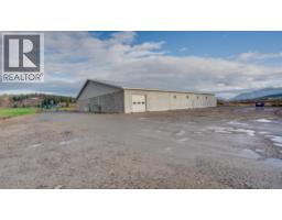 3922 Hullcar Road, Armstrong, BC V4Y0M7 Photo 8
