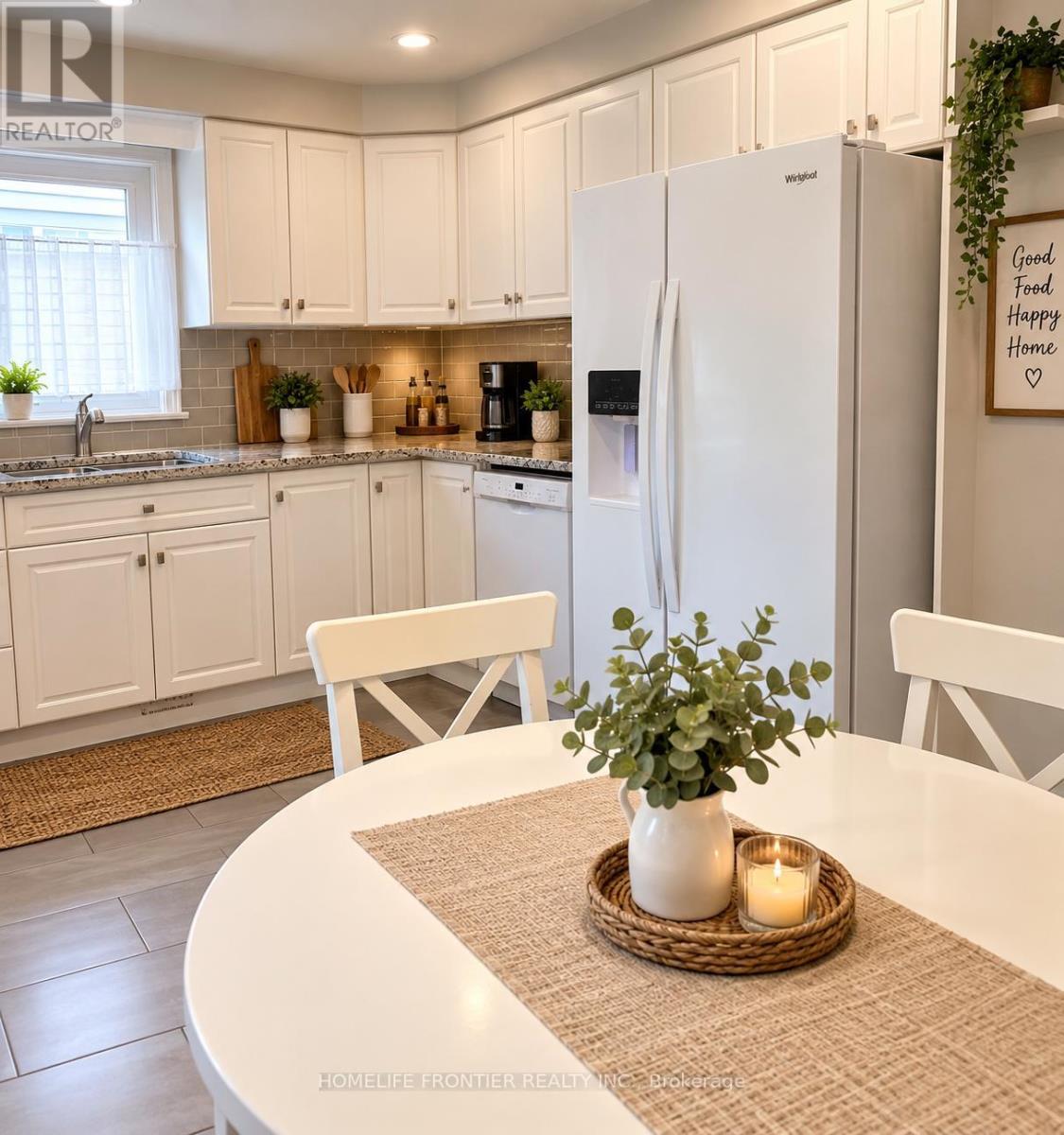 82 CHARNWOOD PLACE, Markham (Aileen-Willowbrook) — photo 2