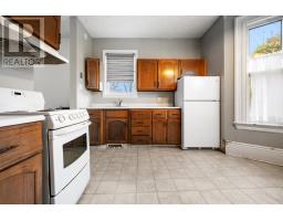 230 Victoria Street E, Amherst, NS B4H1Y9 Photo 45