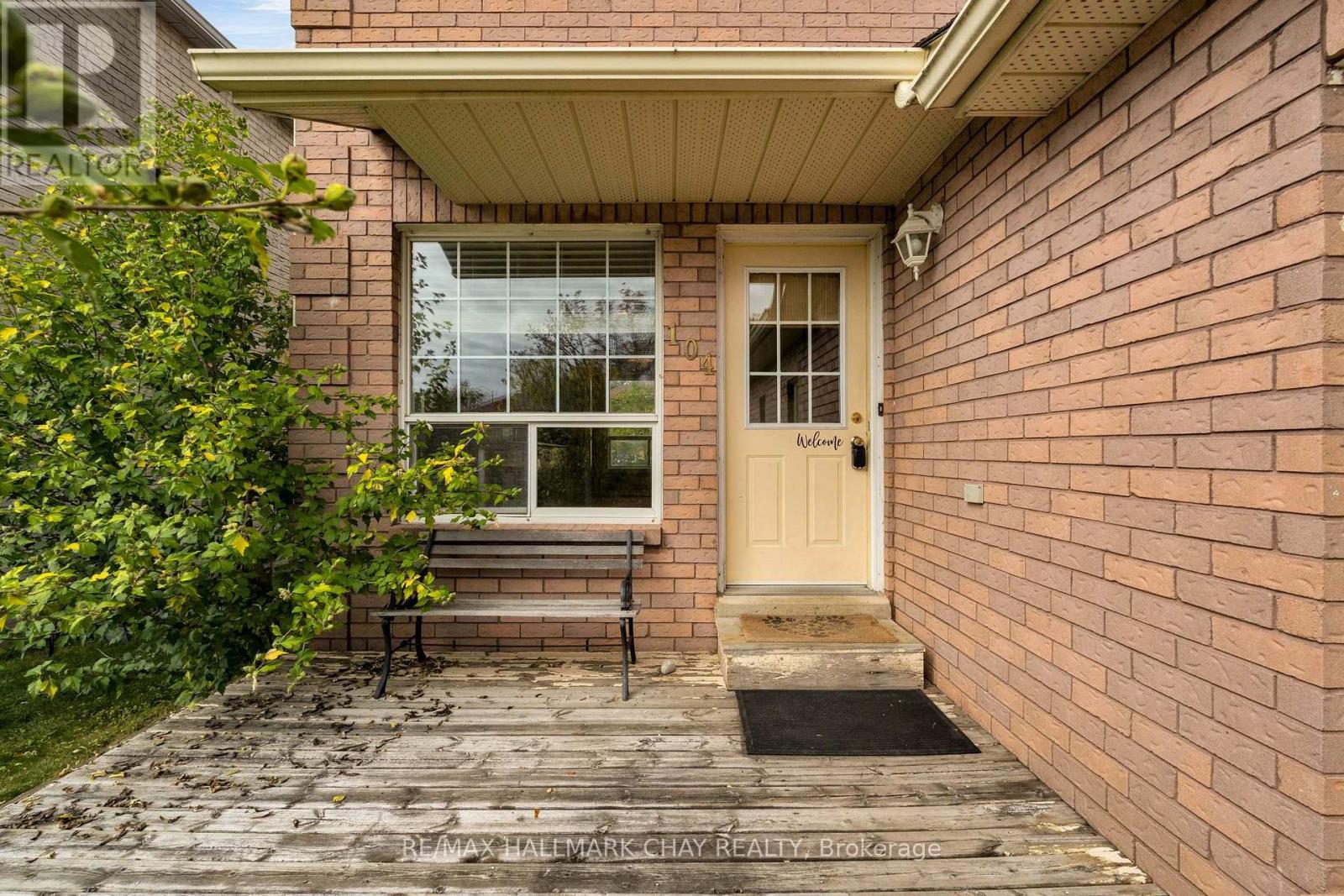 104 FERGUSON DRIVE, Barrie (Northwest) — photo 2