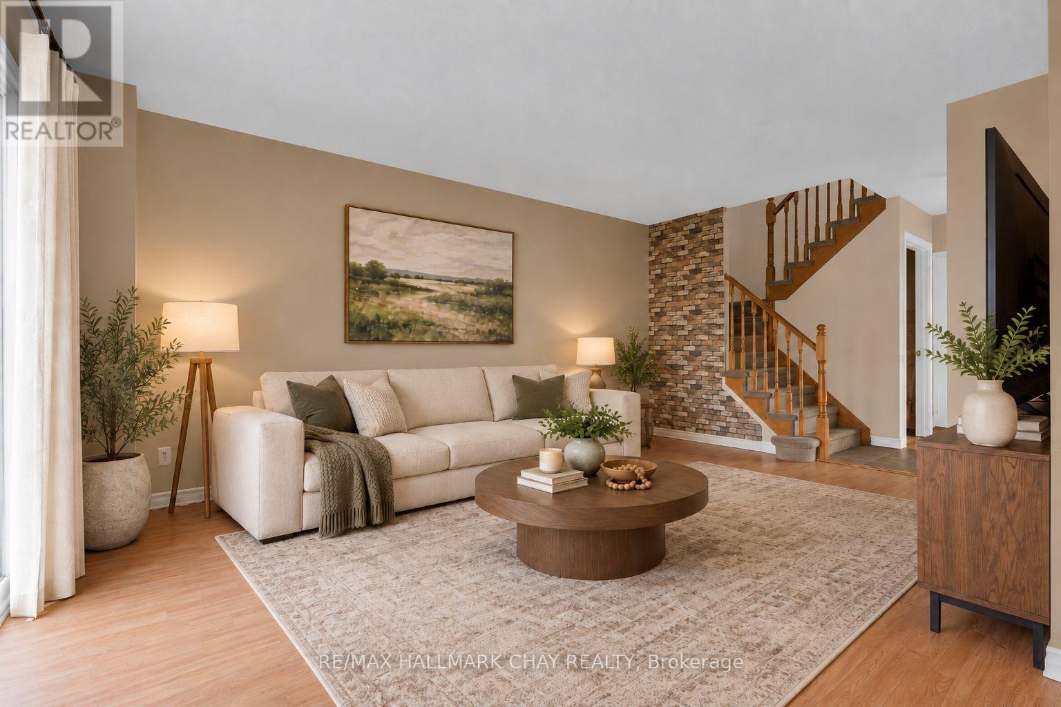 104 FERGUSON DRIVE, Barrie (Northwest) — photo 9
