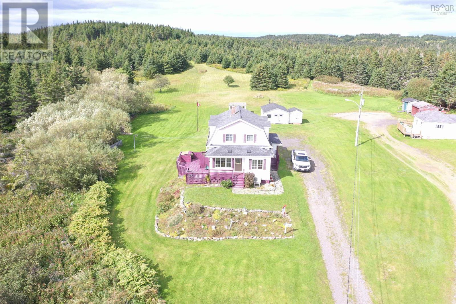 23 Boulet Lane, 23 Boulet Lane - 32