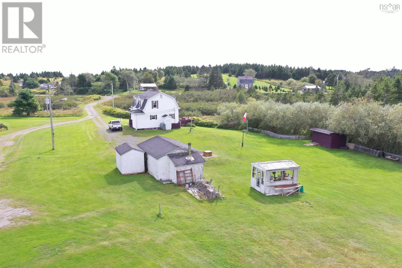 23 Boulet Lane, 23 Boulet Lane - 36