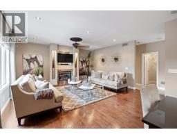 Family room/Fireplace - 2105 Washington Boulevard, Lasalle, ON N9H1Y5 Photo 11