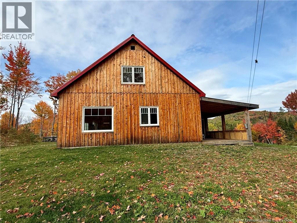 1689 Kintore Road - 48