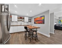 52 Dorchester Street, photo 23
