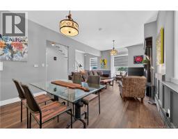 52 Dorchester Street, photo 16