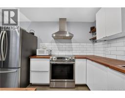 52 Dorchester Street, photo 22
