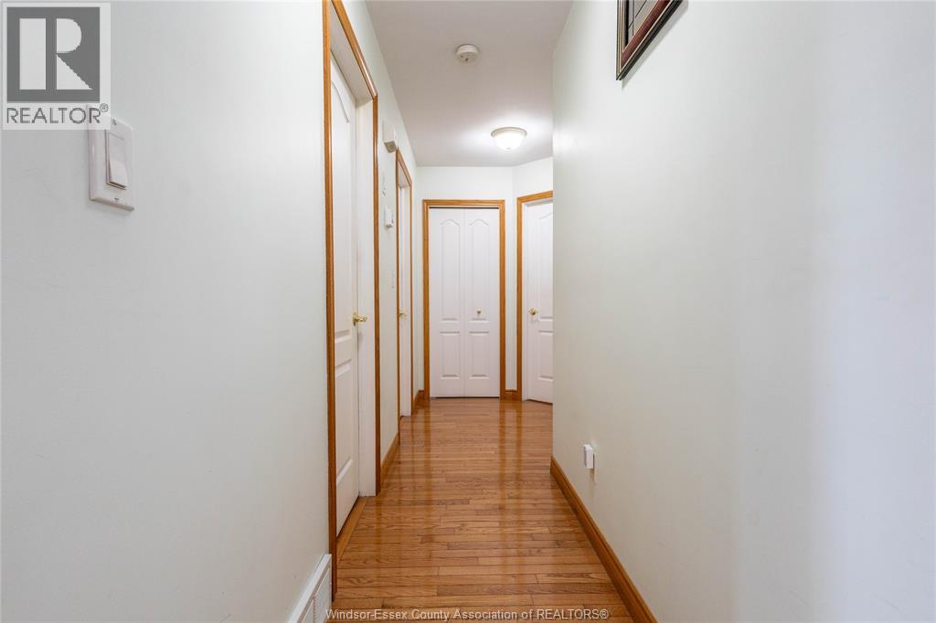 35 SANDY LAKE, Leamington — photo 10