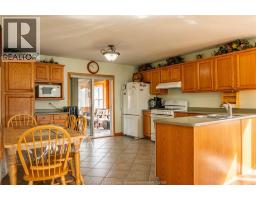 Kitchen - 35 Sandy Lake, Leamington, ON N8H5K4 Photo 13