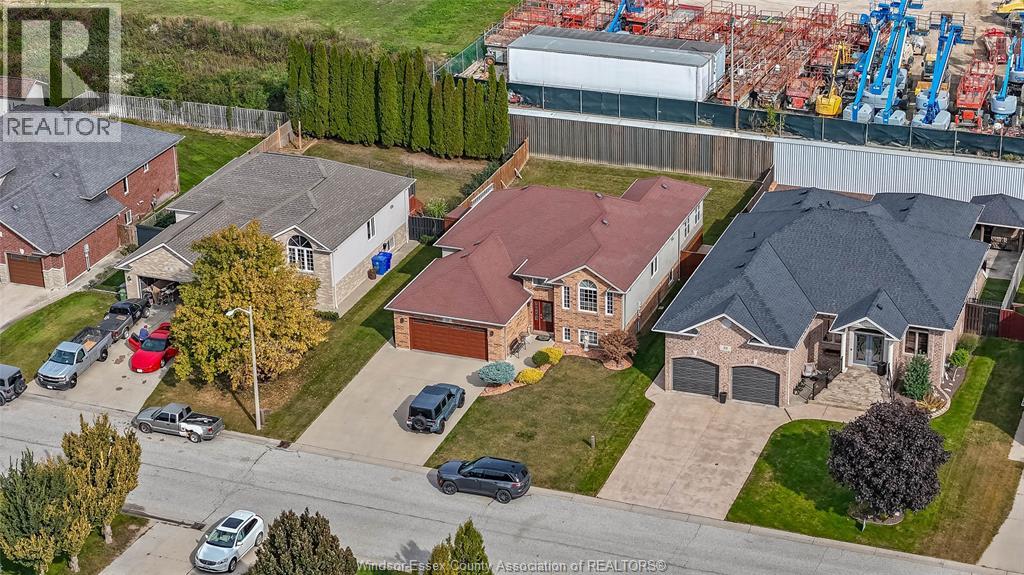 35 SANDY LAKE - 32