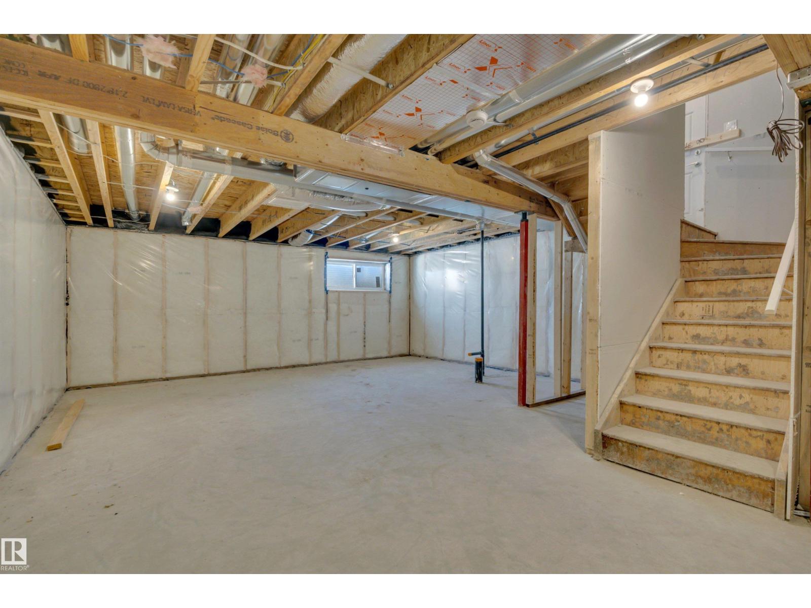 18015 73 ST NW - Image 39