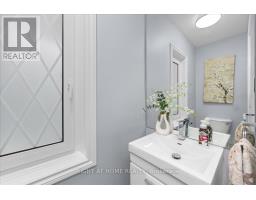 437 The Kingsway, Toronto, ON M9A3W1 Photo 19