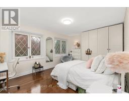 437 The Kingsway, Toronto, ON M9A3W1 Photo 21