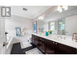42 - 136 St Lawrence Drive, Mississauga, ON L5G4V1 Photo 37