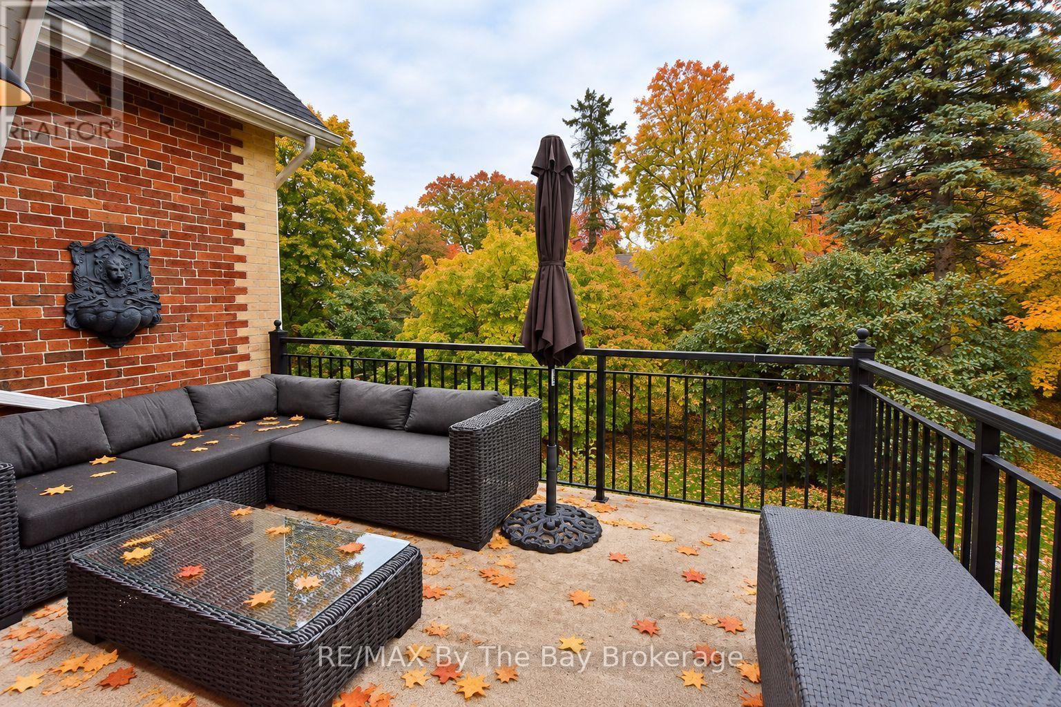 214 ELM STREET - 28