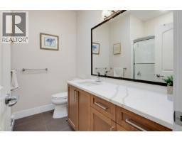 3919 Blenkinsop Rd, Saanich, BC V8P3P4 Photo 30
