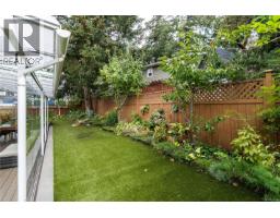 3919 Blenkinsop Rd, Saanich, BC V8P3P4 Photo 37