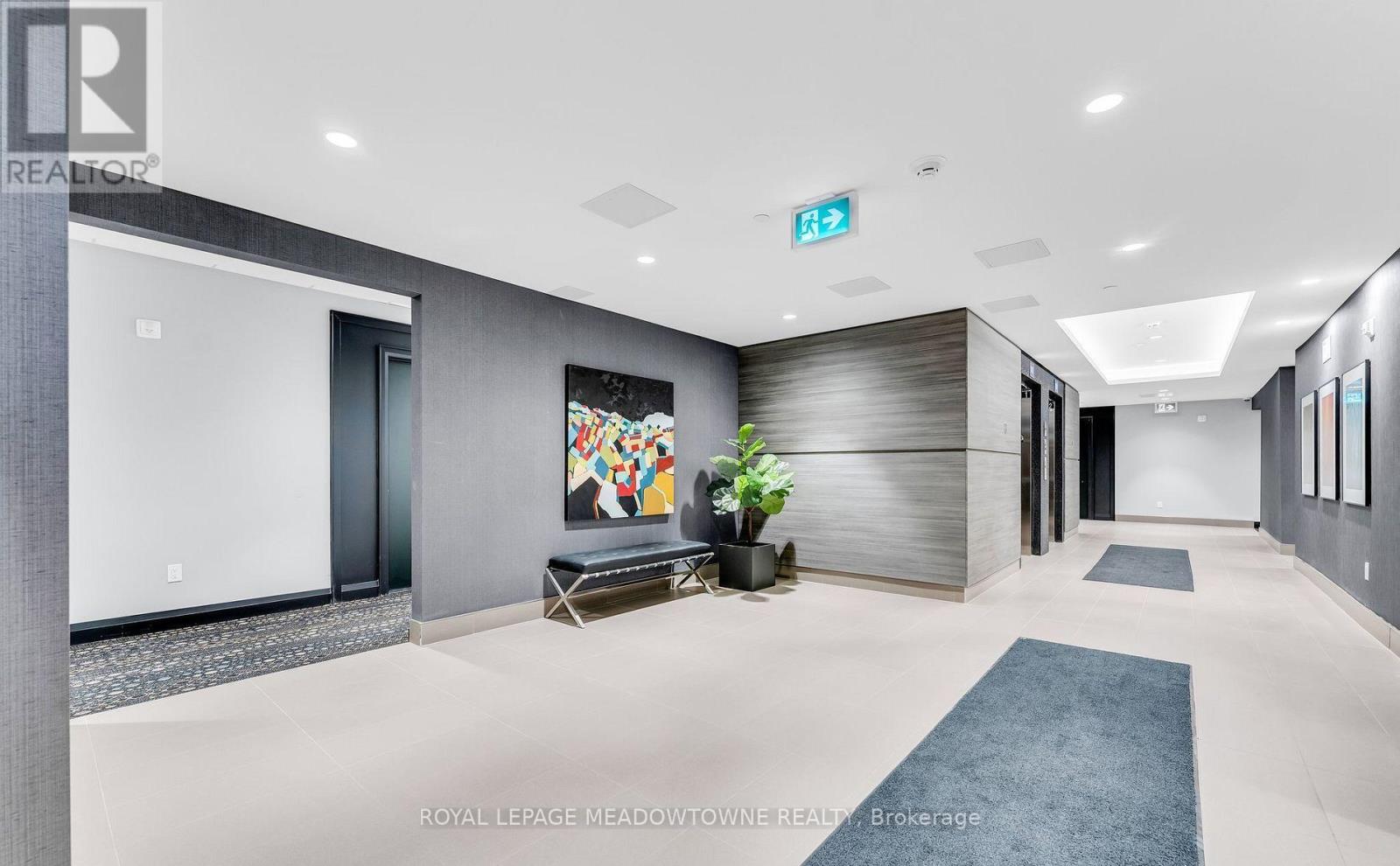 460 Gordon Krantz Avenue — photo 26