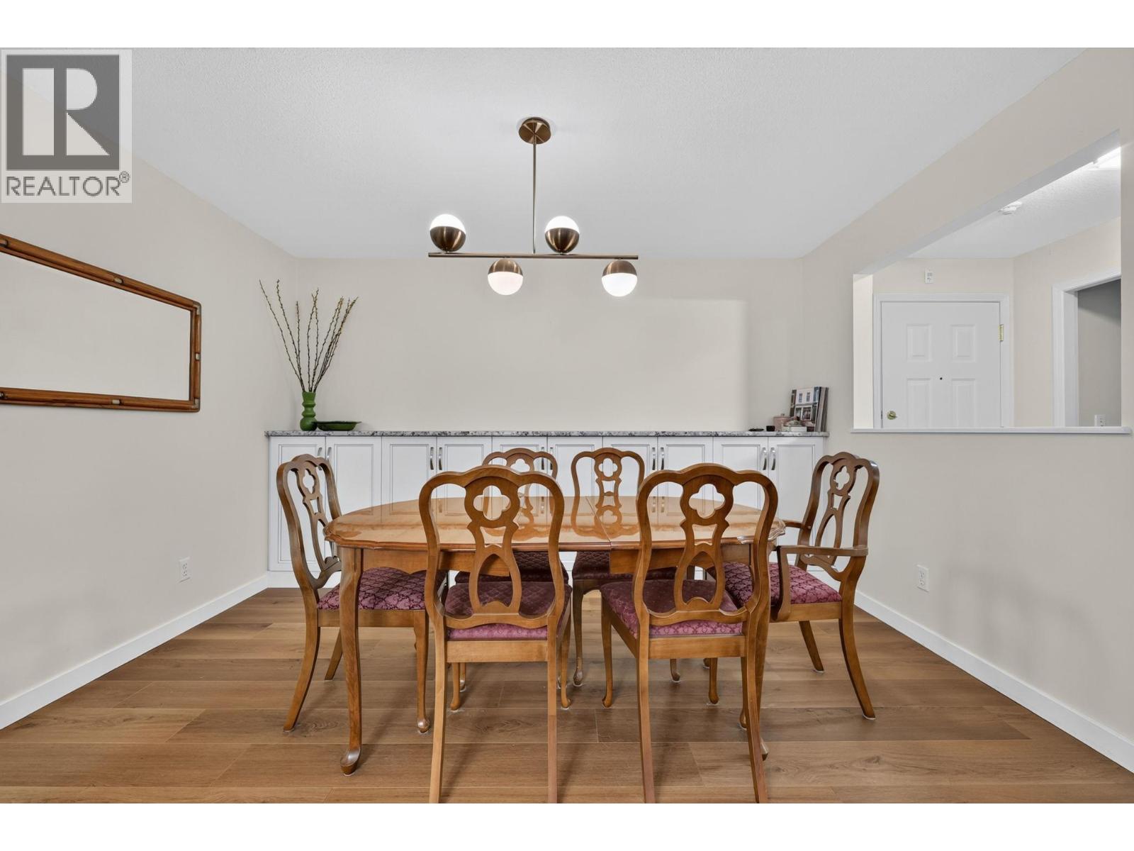 208 920 Glenwood Avenue, Kelowna