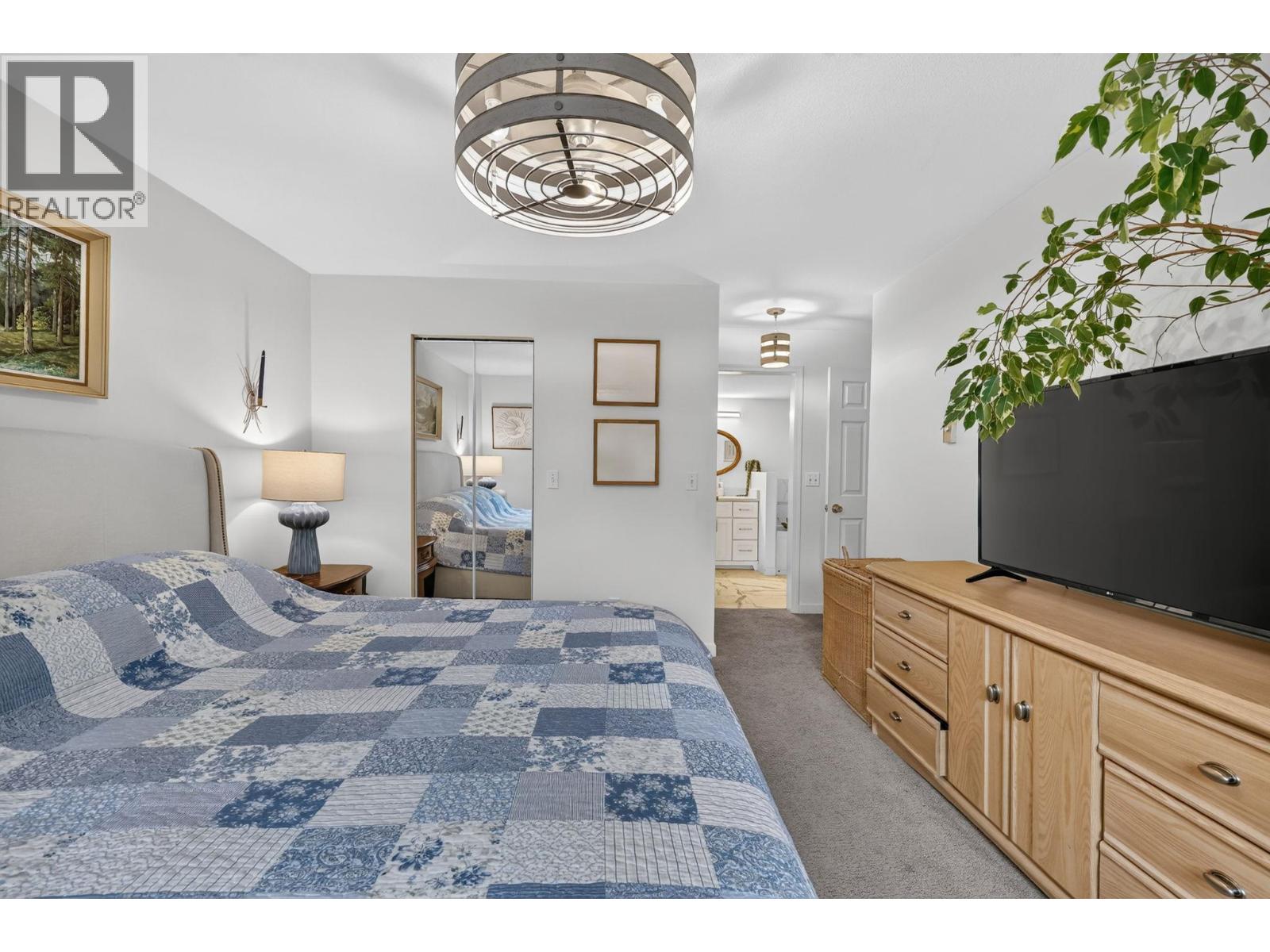 #208 920 Glenwood Avenue - 19