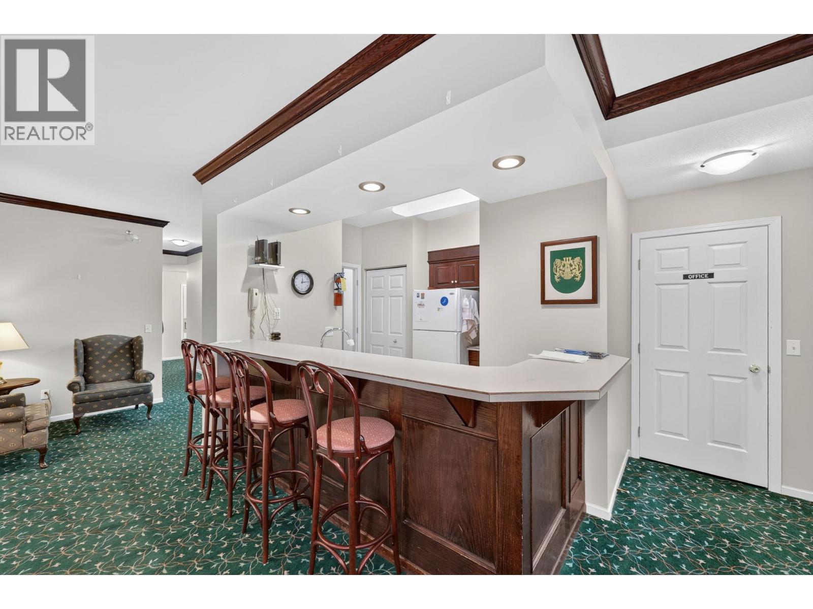 208 920 Glenwood Avenue, Kelowna