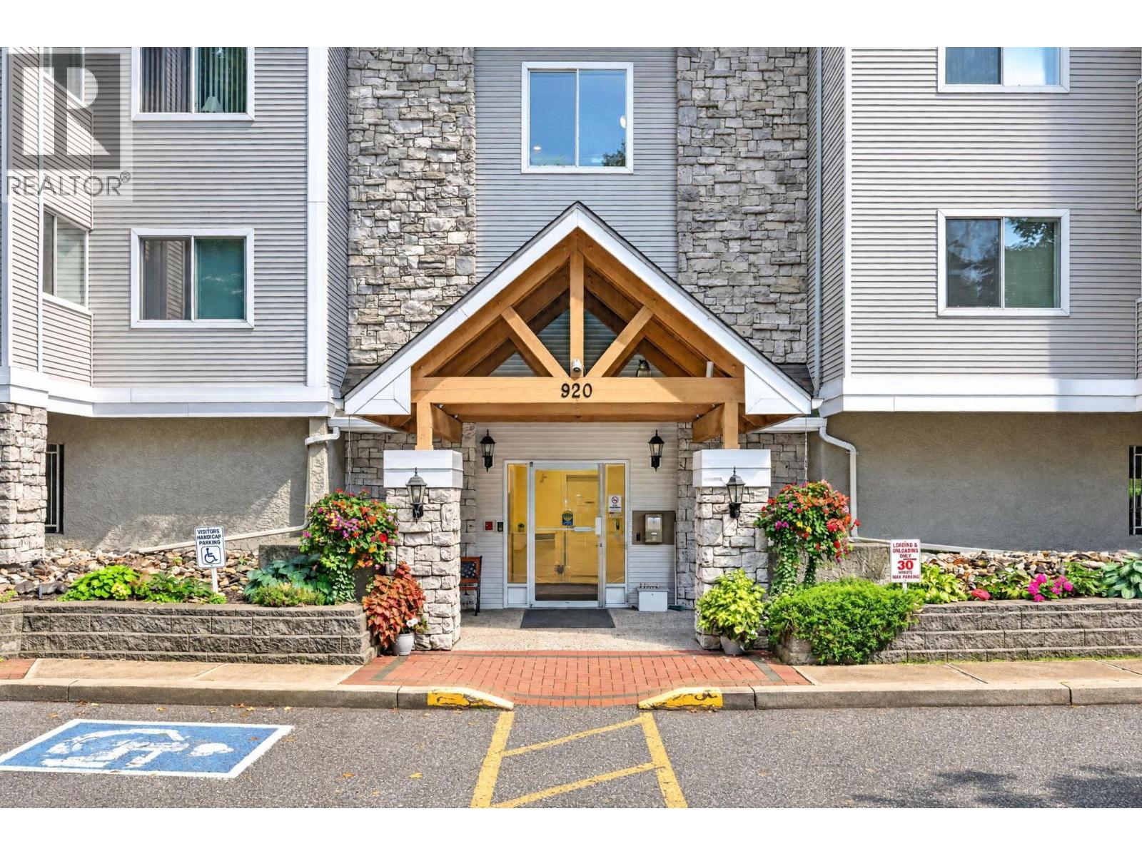 #208 920 Glenwood Avenue - 42