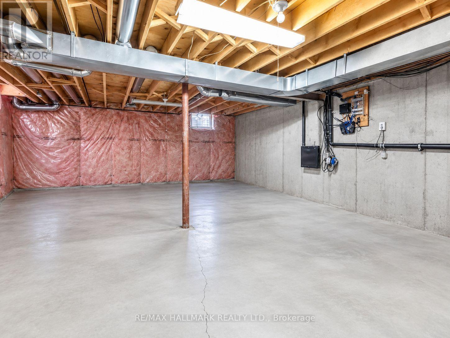 849 JOE PERSECHINI DRIVE - Image 32