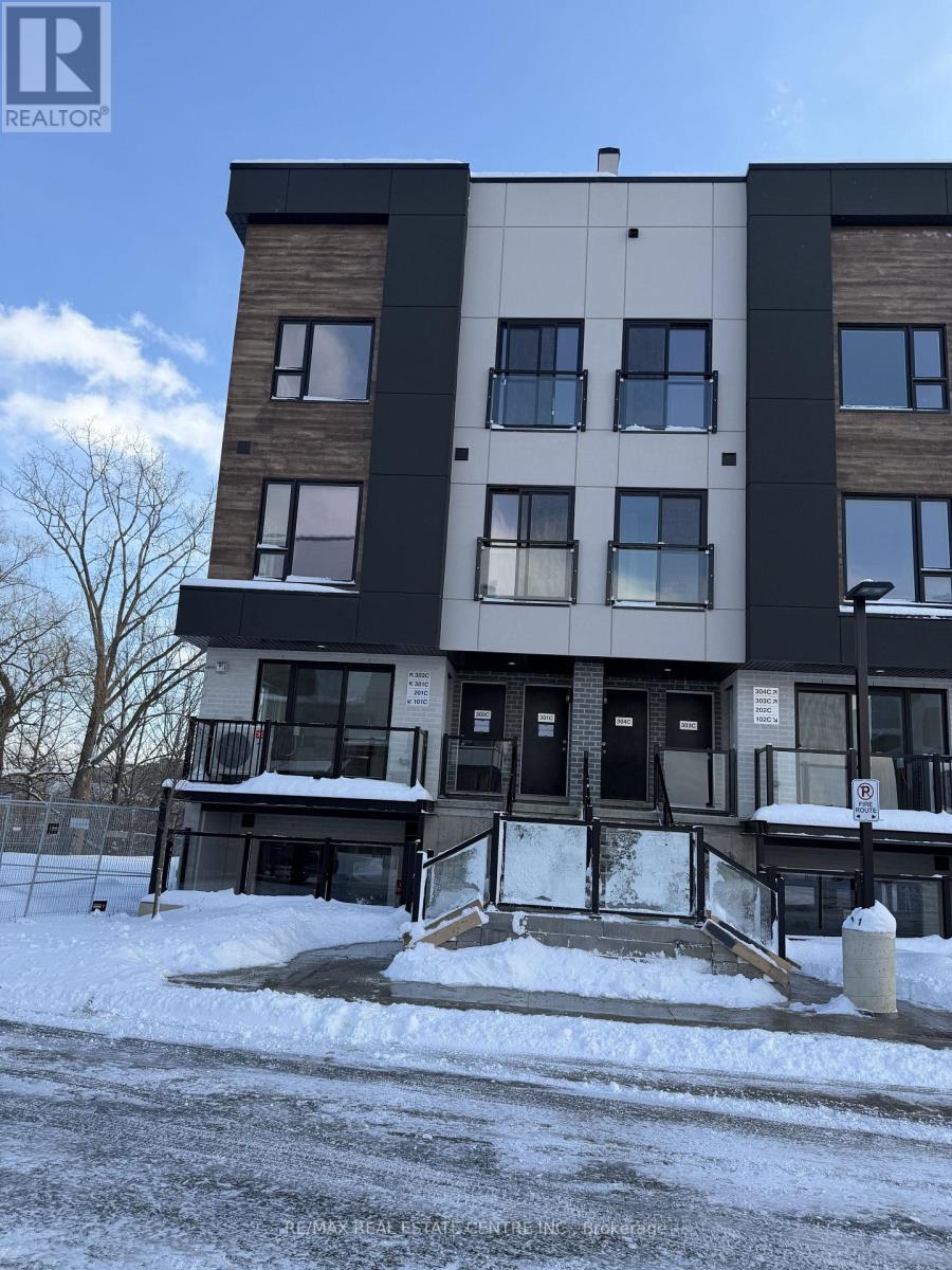 SUITE 334 (302C) - 16 MELBOURNE AVENUE, St. Catharines (E. Chester)
