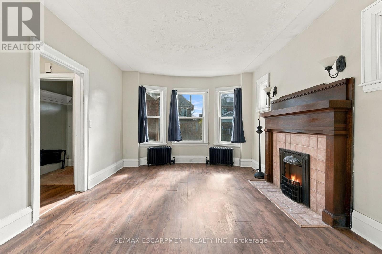 100 BALSAM AVENUE S - Image 16