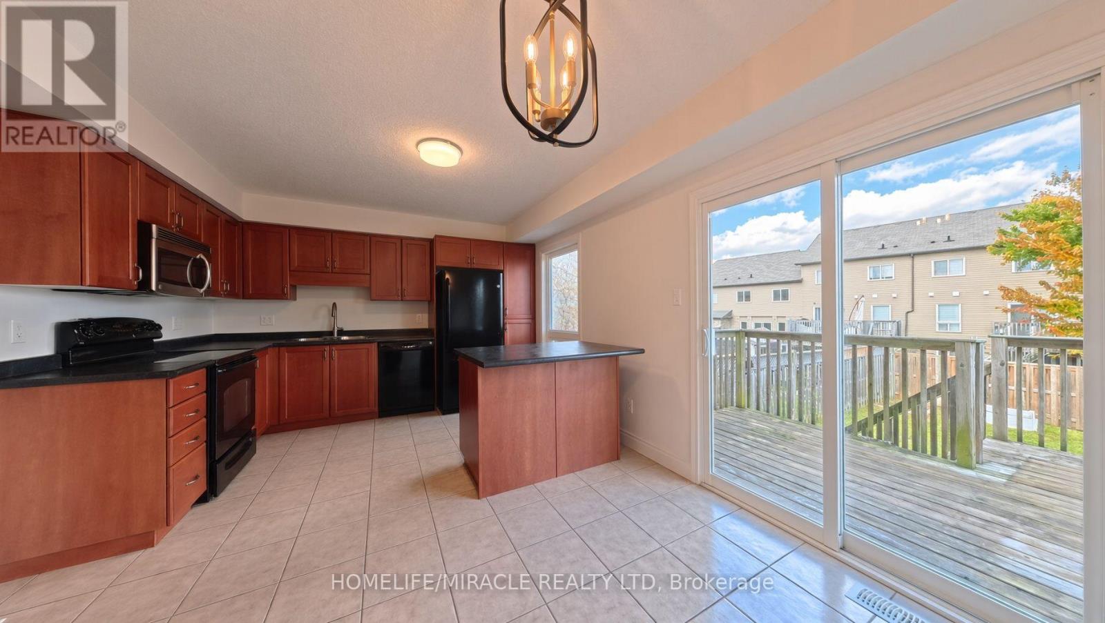 250 PARKVALE DRIVE, Kitchener — photo 9