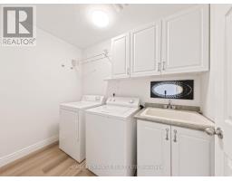 250 Parkvale Drive, Kitchener, ON N2R1Y8 Photo 41