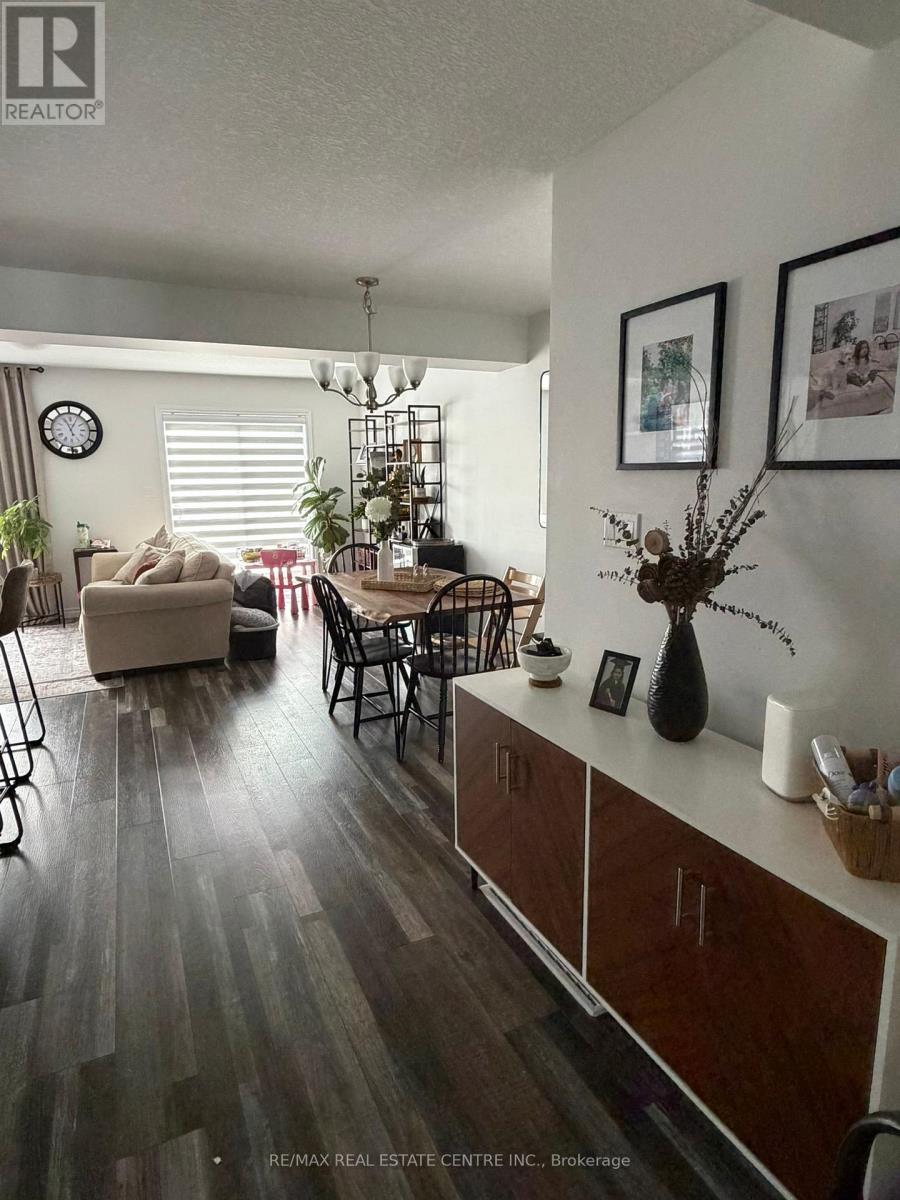 2986 TURNER CRESCENT, London South (South U) — photo 6