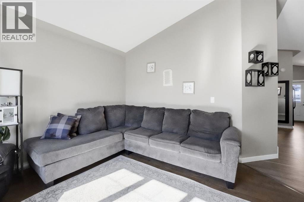 52 Castella Crescent - 6