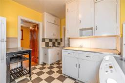 Laundry room - 1067 Valour Road, Winnipeg, MB R3G3B9 Photo 8