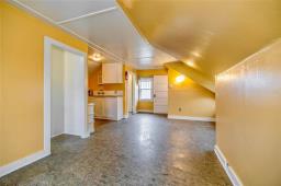 1067 Valour Road, Winnipeg, MB R3G3B9 Photo 16