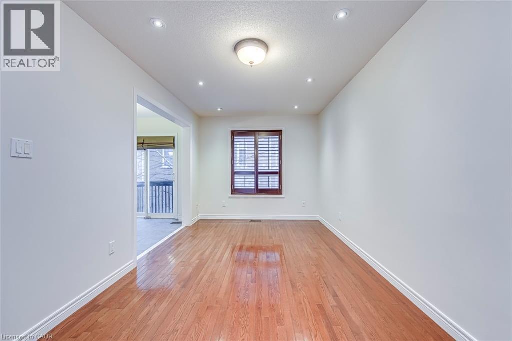 2280 BARONWOOD Drive Unit# 18, Oakville — photo 12
