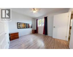 5117 45 Avenue, Taber, AB T1G1A8 Photo 12