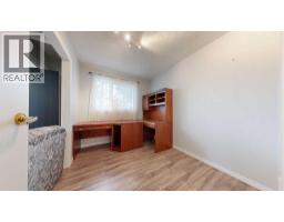 5117 45 Avenue, Taber, AB T1G1A8 Photo 9
