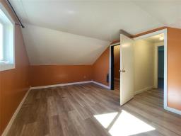 13 1st Street N, Eriksdale, MB R0C0W0 Photo 35