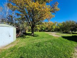13 1st Street N, Eriksdale, MB R0C0W0 Photo 48