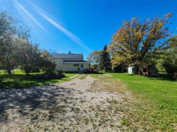 13 1st Street N, Eriksdale, MB R0C0W0 Photo 50