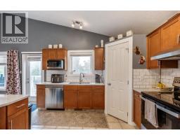 135 Fairmont Point S, Lethbridge, AB T1K7W8 Photo 10
